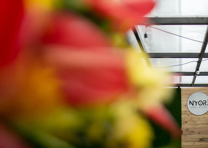 Happynest Hotel